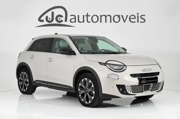 Fiat 600e 54 kWh La Prima 1