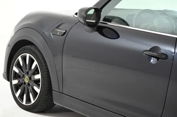 MINI 3 Portas Cooper SE 12