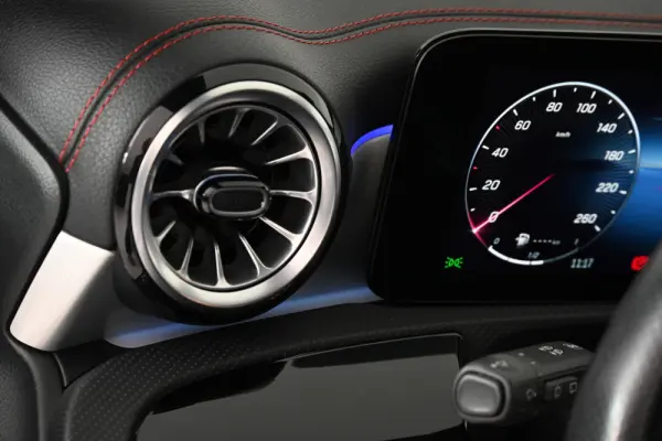 Mercedes-Benz CLA 200 d Shooting Brake AMG Line Aut. 23