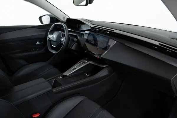 Peugeot 308 1.6 Hybrid Allure e-EAT8 30
