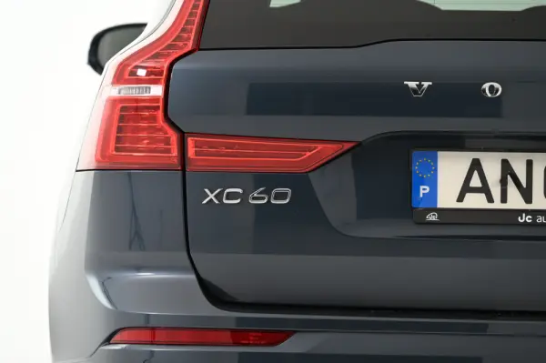 Volvo XC 60 2.0 T6 PHEV Inscription Expression AWD 10