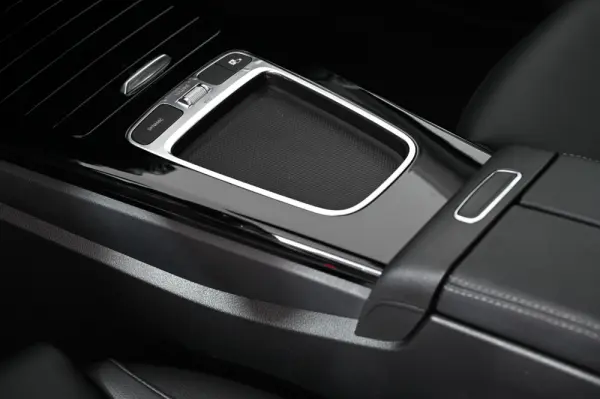 Mercedes-Benz A 200 Progressive Aut. 25