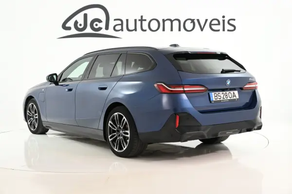 BMW 530 e Pack Desportivo M 2