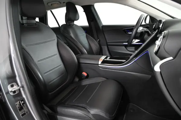 Mercedes-Benz C 300 e Avantgarde 4