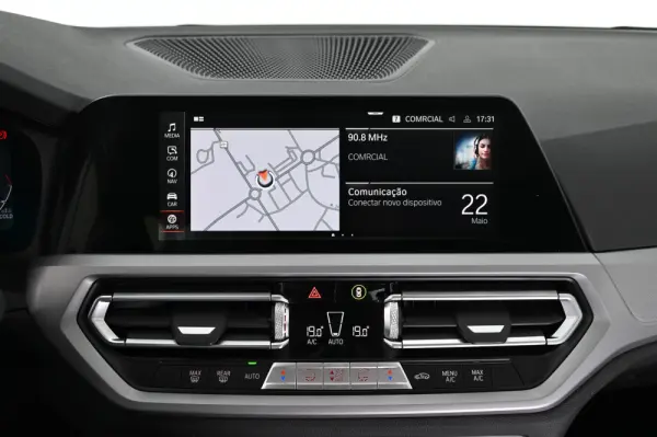 BMW 318 d Auto 19
