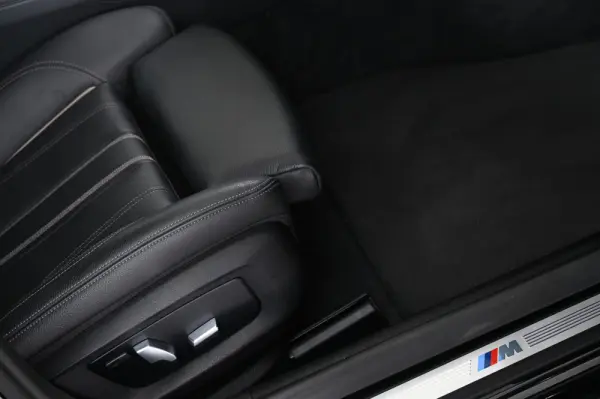 BMW 520 e Pack M 27