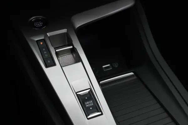 Peugeot e-308 54 kWh Style 23