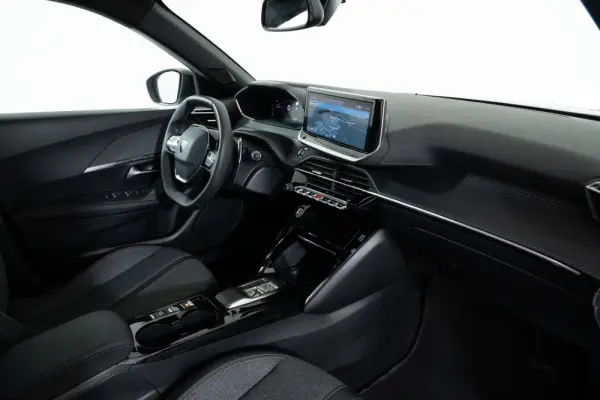 Peugeot 2008 1.2 PureTech Allure Pack EAT8 24