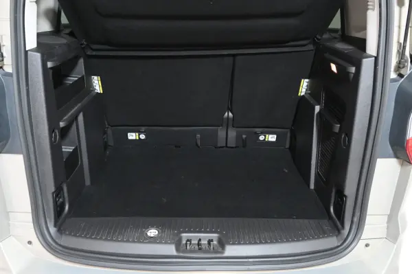 Ford Tourneo Courier 1.0 EcoBoost Titanium 9