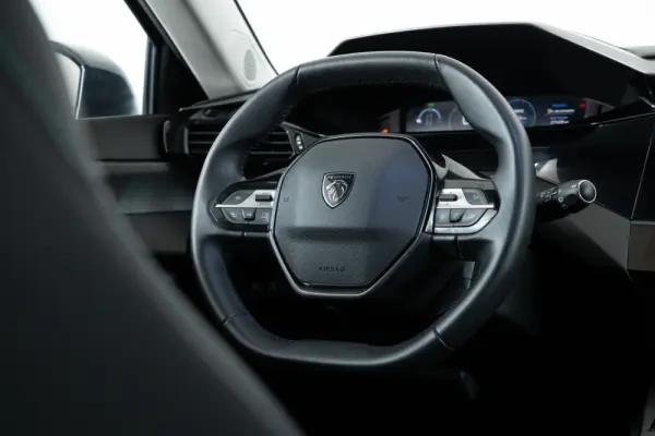 Peugeot 308 1.6 Hybrid Allure e-EAT8 20