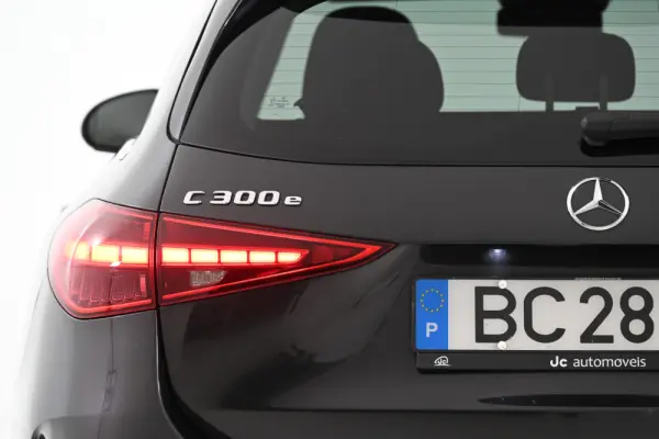 Mercedes-Benz C 300 e AMG Line 10