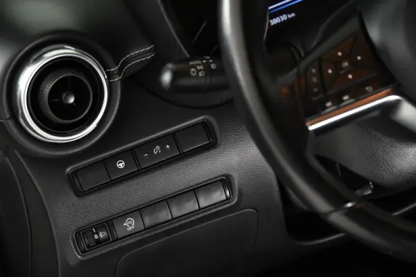 Nissan Juke 1.0 DIG-T Tekna 23