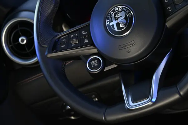 Alfa Romeo Tonale 1.5 Hybrid Sprint 29