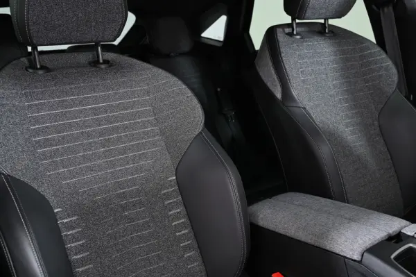 Peugeot 3008 1.2 Hybrid Allure Pack e-DCS6 26