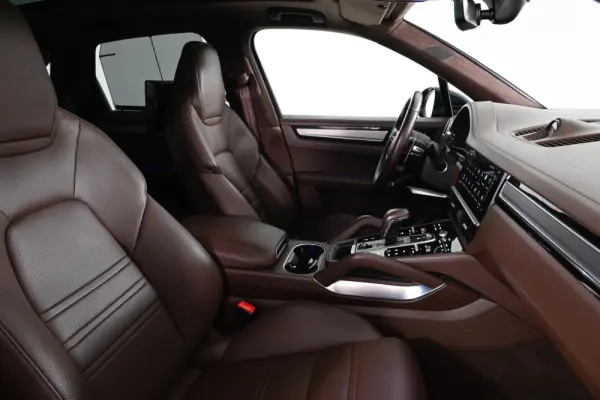 Porsche Cayenne Turbo S E-Hybrid 21