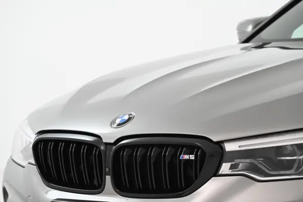 BMW M5 Standard 19