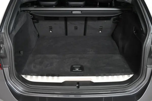 BMW 320 e Auto 9