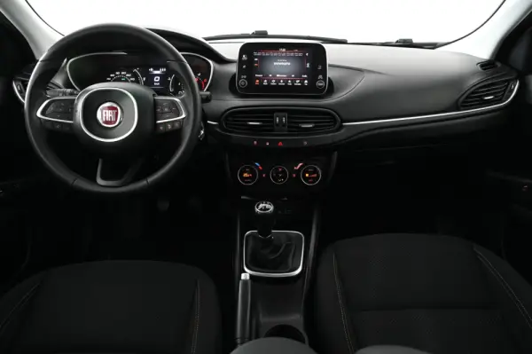Fiat Tipo 1.3 M-Jet Lounge 3