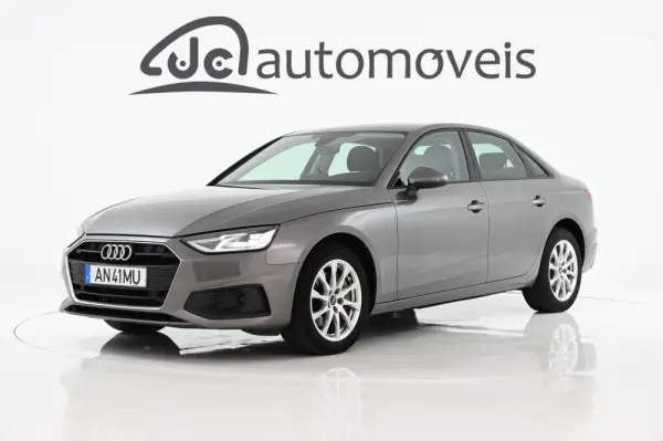 Audi A4 40 TDI S tronic 14
