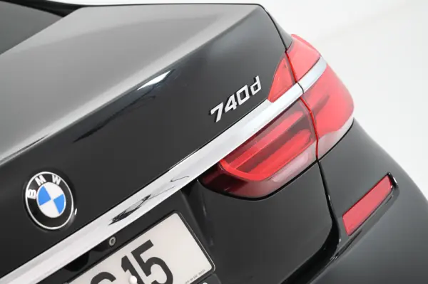 BMW 740 d xDrive Pack M Auto 12