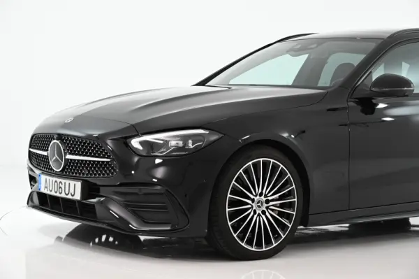 Mercedes-Benz C 300 d AMG Line 13