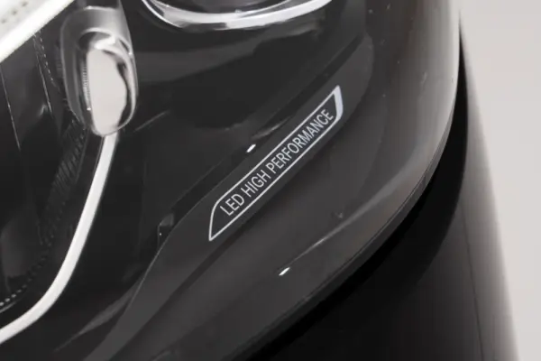 Mercedes-Benz C 300 e AMG Line 42