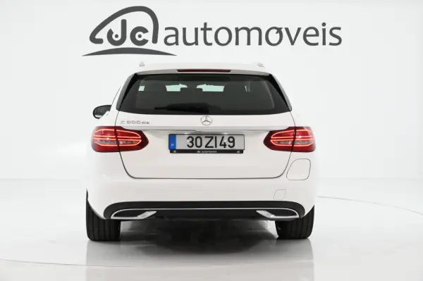 Mercedes-Benz C 300 de Avantgarde 8