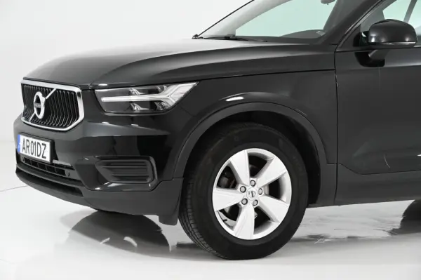 Volvo XC 40 1.5 T2 Momentum 12