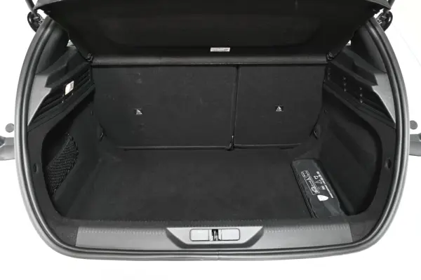 Peugeot 308 1.2 Hybrid Style e-DCS6 9