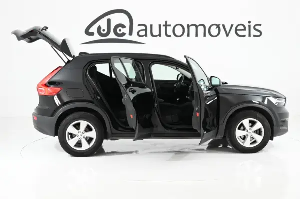 Volvo XC 40 1.5 T2 Momentum 6