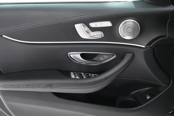 Mercedes-Benz E 220 d 4-Matic All Terrain Avantgarde 22