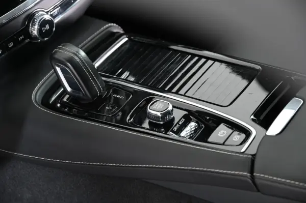Volvo S60 2.0 T8 PHEV Polestar AWD 21