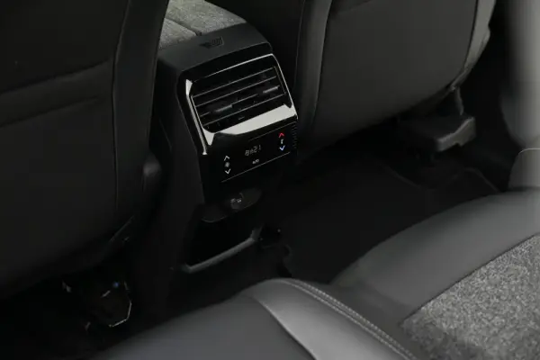 Peugeot 5008 1.2 Hybrid Allure Pack e-DCS6 23