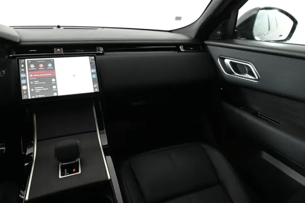 Land Rover Range Rover Velar 2.0 P400e AWD Dynamic SE 14