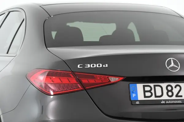 Mercedes-Benz C 300 d AMG Line 10