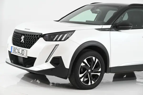 Peugeot 2008 1.2 PureTech GT EAT8 14