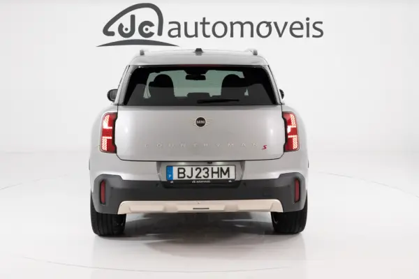 MINI Countryman S Favoured L 8