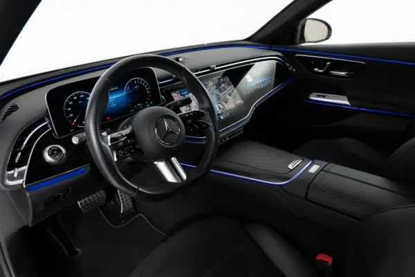 Mercedes-Benz E 300 e AMG Line 35