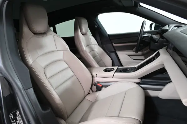 Porsche Taycan Sport Turismo 4S 4