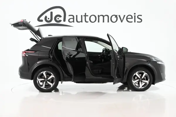 Nissan Qashqai 1.3 DIG-T N-Connecta 6