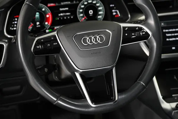 Audi A6 Avant 40 TDI Sport S tronic 16