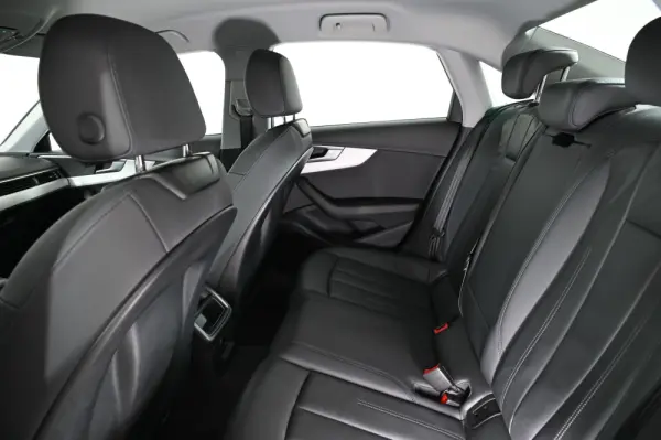 Audi A4 40 TDI S tronic 28