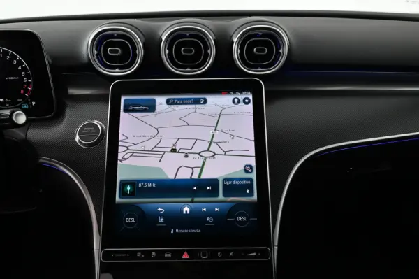 Mercedes-Benz C 300 e Avantgarde 18