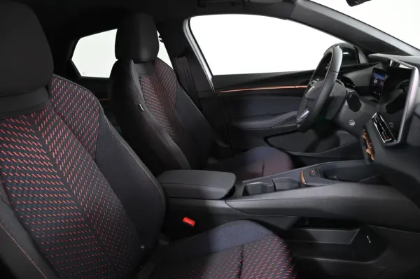 Cupra Raval 38.5 kWh Plus 31
