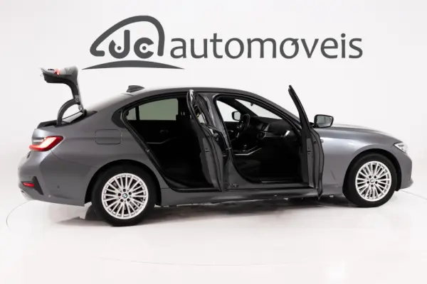 BMW 320 e Corporate Edition Auto 6