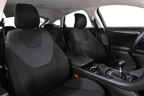 Ford Mondeo 2.0 TDCi Titanium 4