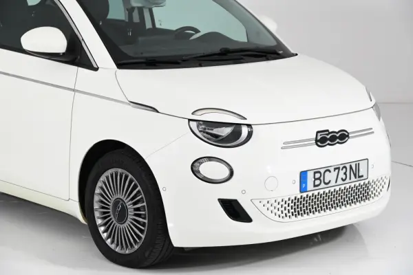 Fiat 500e C Icon 11