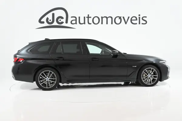 BMW 520 e Pack M 7