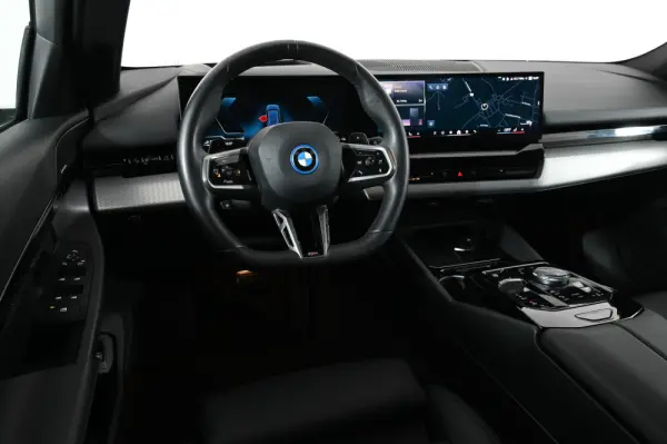 BMW 530 e Pack Desportivo M 30