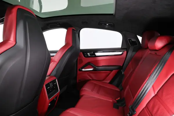 Porsche Cayenne Coupé Turbo S E-Hybrid 4